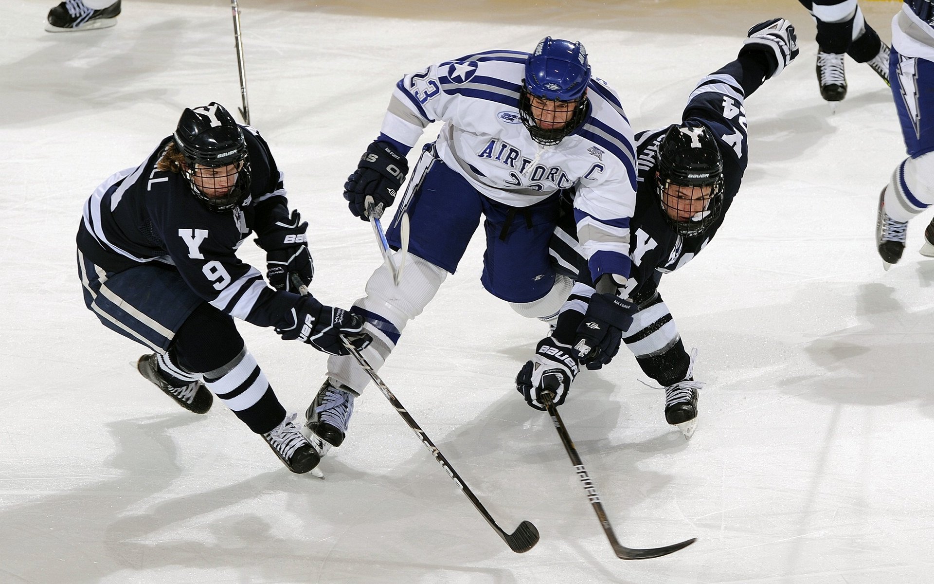 篮球让中国更具青春力量，篮球可以让我们怎么样